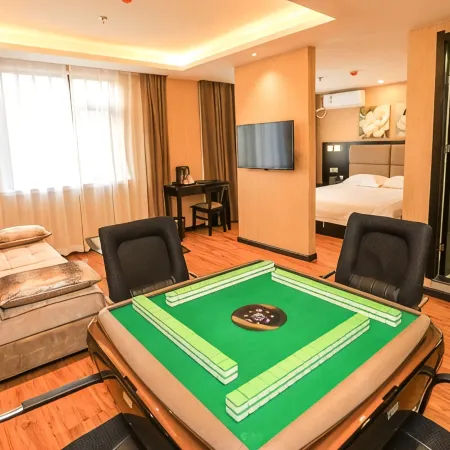 Luoyang Li Chun Hua Jing Hotel