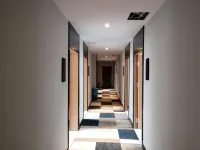 Shell Hotel (Tongxu Shangye Road) - parcheggio