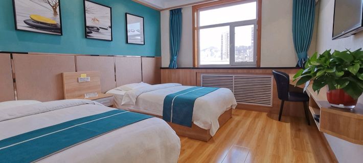 Pingliang Jinxuan Hotel Hoteles en Píngliang