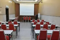 E-Suite Hotel