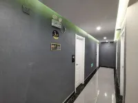 Hebi Qiuxi Business Hotel