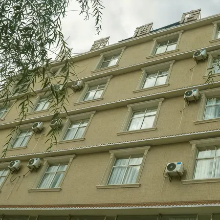 Hotels in Hilton