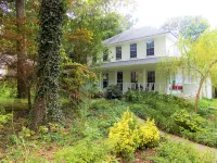 Large 3/4 bedroom Valley View House with Outdoor Space, Pool and Storm Shelter - 3 stjerner
