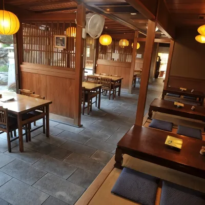 旅館やまざき 神護寺周辺のホテル