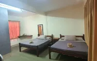 Nks Chalet - 주차장