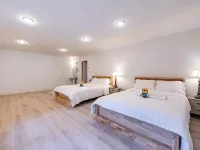 Comfortable Room in a Shared Home Hotéis em Vancouver