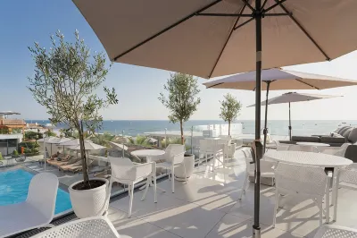 Delos Hotel โรงแรมใน