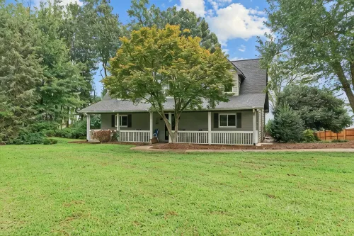 New Lakefront Getaway on Lake Norman