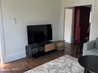 Charming newly renovated home in Little Compton. Hotels in Little Compton