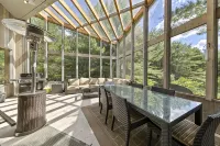 Luxury Blue Chalet with Hottub and Sauna 7000sqf of living space. Eco Friendly