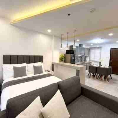Luxury Cocoon near Fields Avenue Others
