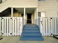 Truly Beachfront Condo. Right on the Ocean. 2 King Master Suites.4P,Free Parking - 4-Star