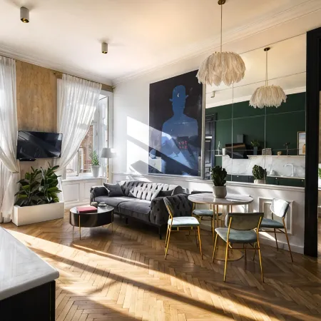 Unfound Door – Design Hotel