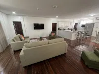 Beautiful home near Cultural Center, National Stadium, Movietown, Gift Land Mall - 2-Star