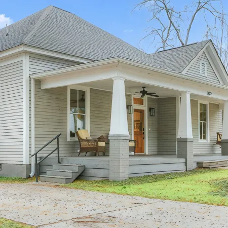 Luxury  getaway, Where the Vampire Diaries was filmed. Hollywood of the South!