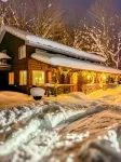 Summer Special! Sleeps 20, 12 Beds Outdoor Fun, Golf, Fish, Kayak, Private Lodge - Chalets