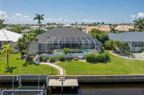 FANTASTIC!! LUXURY REMODEL, SUN FILLED-HEATED POOL, NEW LISTING, 5MIN 2FISHVILL - 3-نجوم