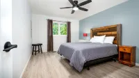 Wind Swept PinesNewly renovated, close to water 3 bedroom cottage - Boutique