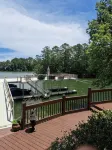 Quiet ReflectionsSpacious 5-BR house with Outstanding Views, Hot Tub Sleeps 14 - 4-Star