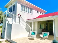 Waterfront 3-Bedroom Villa at Popular Chrishi Beach, Nevis with Everything! Hotels in Cliftons