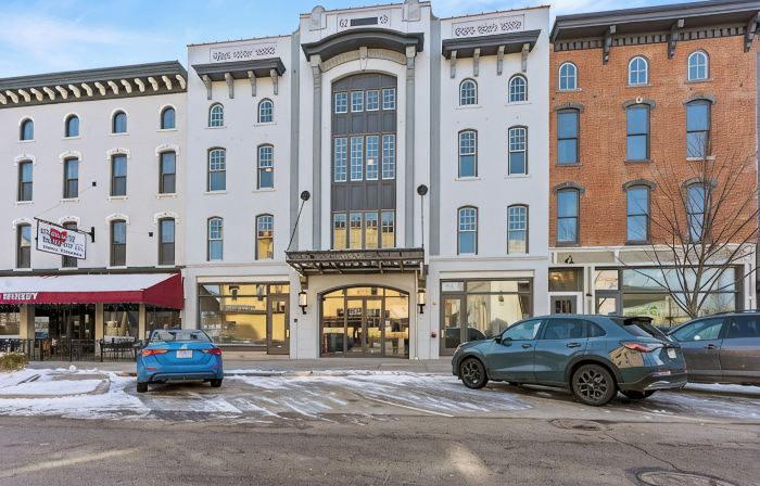 Local Discounts!-The Revitalized Newark Arcade
