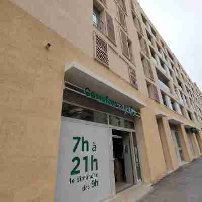 Le Fonction, Furnished  , Boxed Parking Hotel Exterior