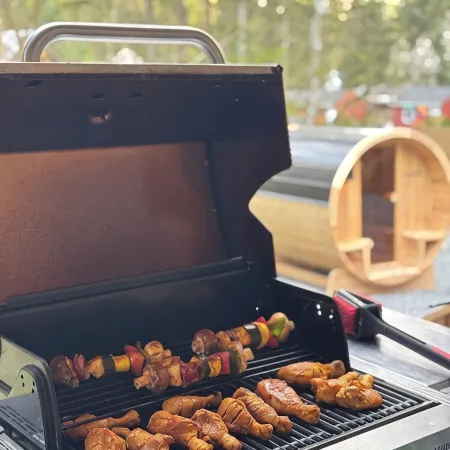 Ultimate Getaway: Movie Theater, Sauna, Hot Tub,WiFi, EV Charging,Pet-Friendly