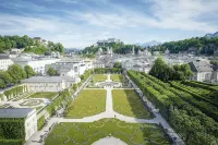 LUXURY VILLA SALZBURG -  Privatzimmer