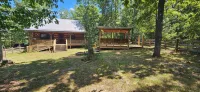THE WOODLANDS - VERY QUIET SECLUDED CABIN