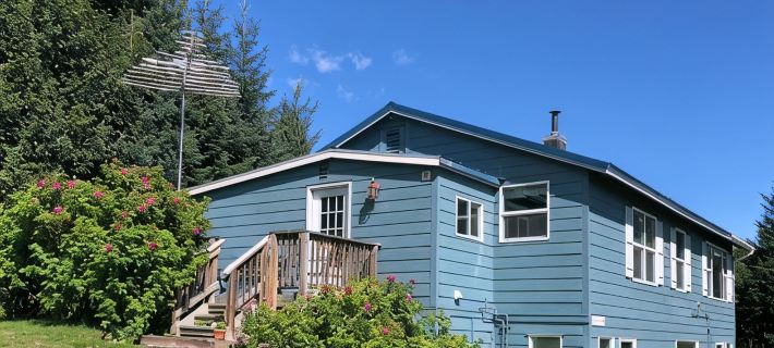 Historic HomeComfort, Convenience, and Views! Отели в г. Гомер