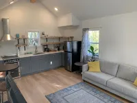 Cozy Studio - Easy Access to All West Seattle Has to Offer! Hotels near Delridge