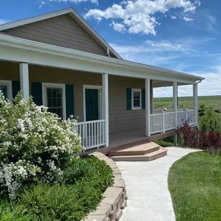 SPORTSMAN'S PARADISE, 5 Bedroom Home in Fort Peck, Montana