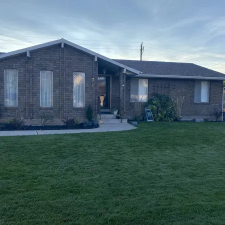 Newly Finished 3bed 2 bath (Basement Apartment)