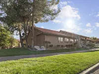 Updated condo with pools near golf courses - 4つ星