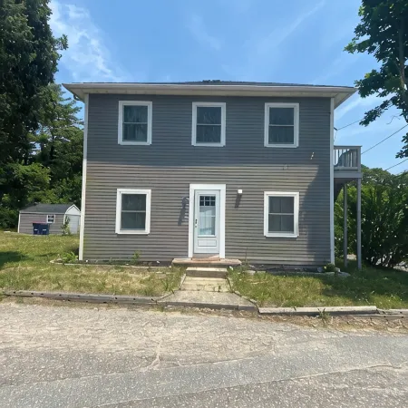 Peaceful Onset Beach Home. 5 Bedrooms, Wareham MA