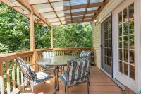 Lovely Home near the river and 5 mins to downtown AVL. - Wifi