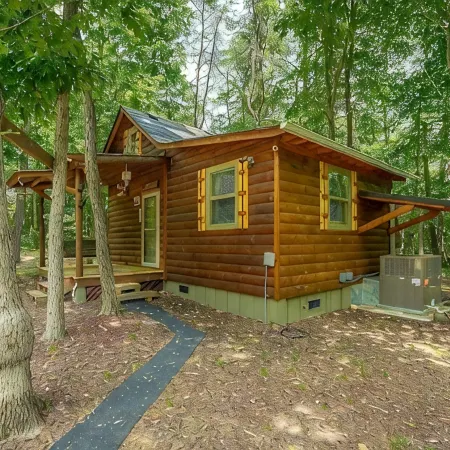 The Private Reserve Cabin, Hot Tub, Pet Friendly, Secluded