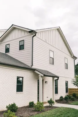 Cozy, Clean Home for Family or Friends