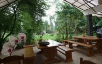 Ronia Mountain Villa Lembang