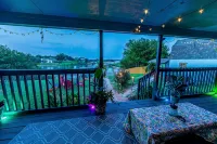 Lakefront Home with Dock, 6 Kayaks! 3 Miles to Granbury Square