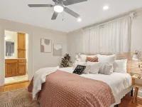 Historic Downtown Wake Forest Bungalow Hotels in Wake Forest