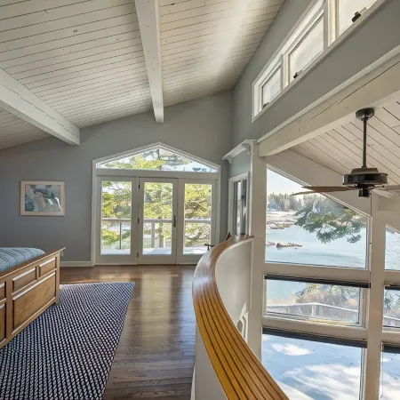 Morningside. Waterfront, Newly Renovated, Dock and Float, Pet Friendly!