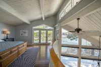 Morningside. Waterfront, Newly Renovated, Dock and Float, Pet Friendly!