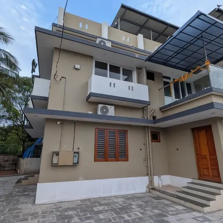 Grand Beach Villa