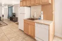 Modern 2BR home; 5 min walk to downtown Milford!