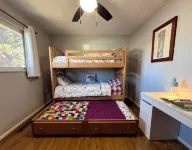 3BR Mountain Views! Family / Pet Friendly + Pool Table - 15 min to AFA - Wifi