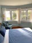 Waterfront One Bedroom Apartment Hotels in 
