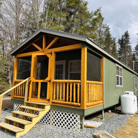 Green Cabin in Surry close to Acadia and Bar Harbor