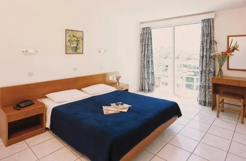 Carina Hotel