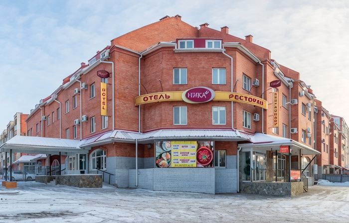 Cronwell Nika Centr Hotel
